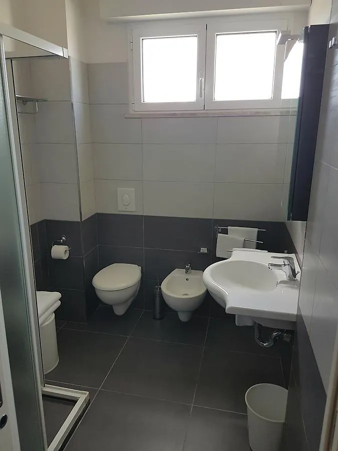 公寓式酒店 Hotel Residence Adriana 切塞纳蒂科