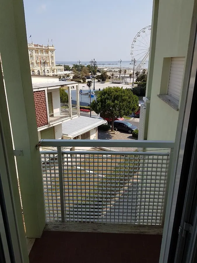 Hotel Residence Adriana 切塞纳蒂科